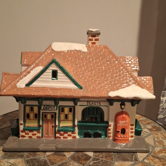 🎄The Original Snow Village  《Village Station And Train》🎄 - Picture 3 of 16